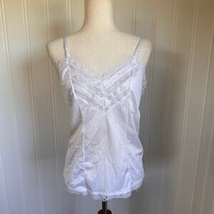 Vintage 70s/80s Volup Coquette Ivory Lace Cami 38